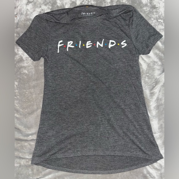 Friends, i look memorabili degli anni 90 nella serie tv con Jennifer Aniston | Sky